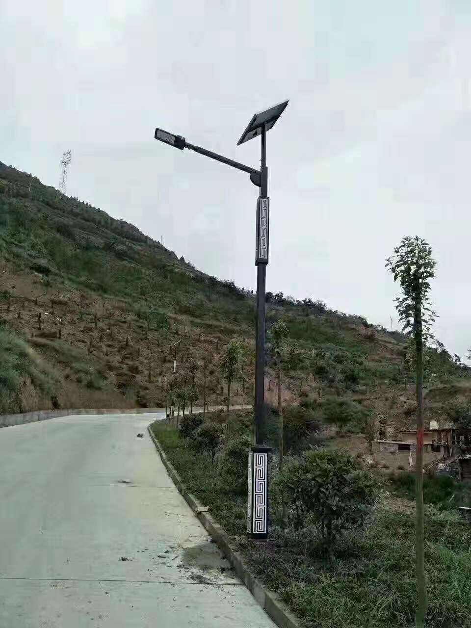 陈巴尔虎旗仿古太阳能路灯